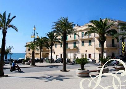 Hotel Villa Ada Pozzallo Buitenkant foto